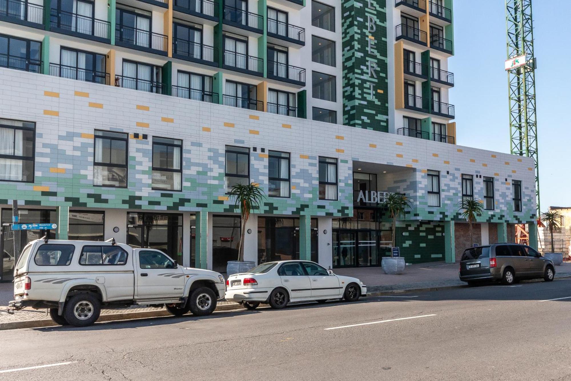 Apartment *one On Albert 511*studio - Swimming Pool, Wi-fi & Netflix* Cape Town